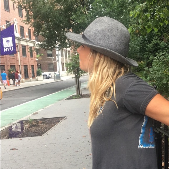 Meet your Posher, Rach - Picture 6 of 6